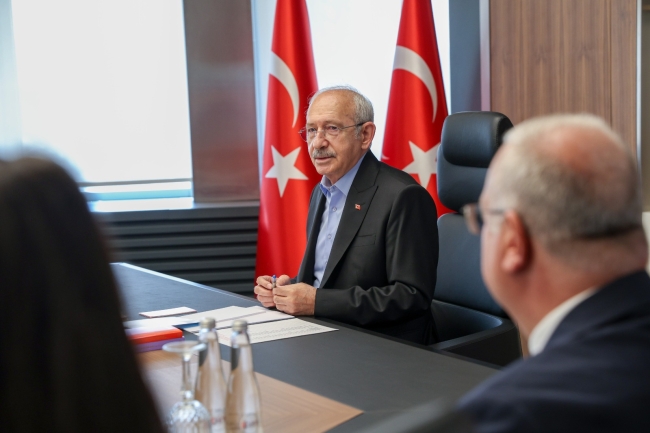 Kılıçdaroğlu, Ankara ilçe başkanlarını kabul etti