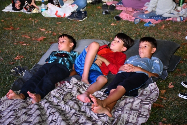 İznik'te yazlık sinema sezon finali yaptı