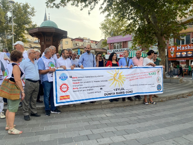 Bursa'da 'Dünya Barış Günü' yürüyüşü