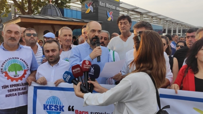 Bursa'da 'Dünya Barış Günü' yürüyüşü