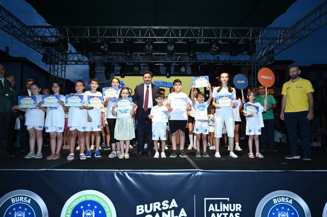 Yaz spor okullarına coşkulu veda