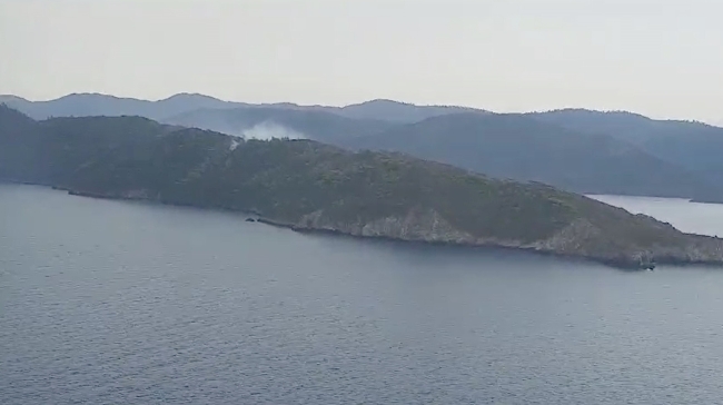 Marmaris yangınına müdahale sürüyor