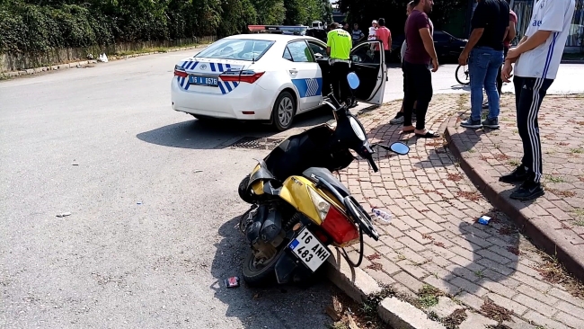 İnegöl'de otomobil ile motosiklet çarpıştı