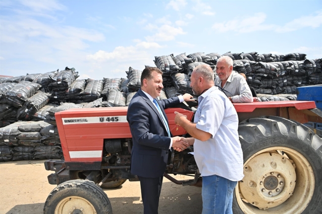 Büyükşehir’den zeytin ve incir üreticilerine destek