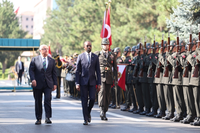Bakan Güler, mevkidaşı ile bir araya geldi