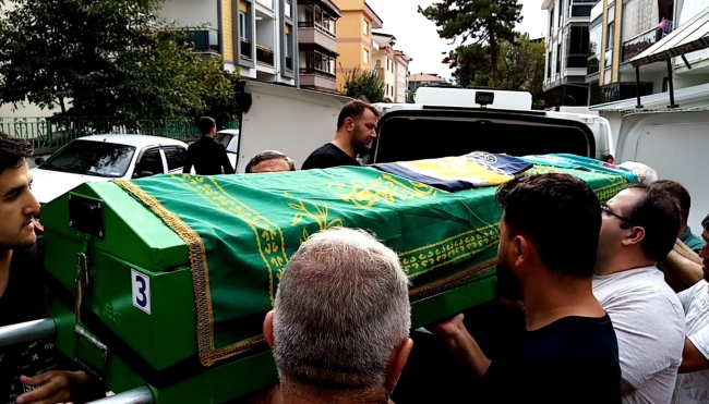 Tedavi için Belçika'ya gitmişti! Bursalı Kübra'dan acı haber