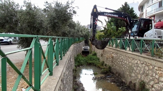 BUSKİ Çamaşır Deresi'nde çalışma başlattı