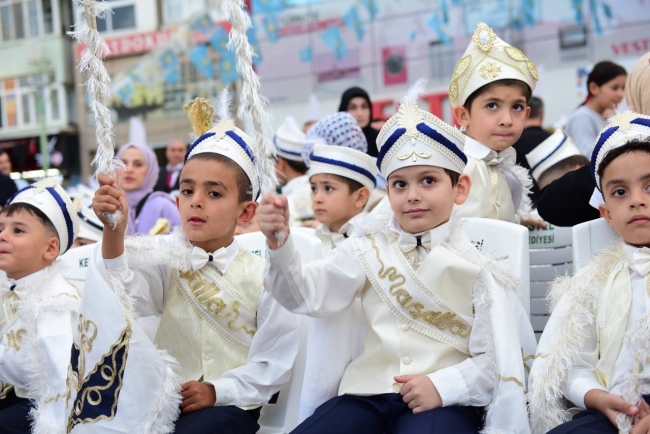 Kestel Belediyesinden coşkulu sünnet şöleni