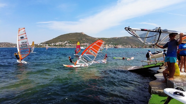 Kurtuluş Kupası Yelken Yarışları başladı