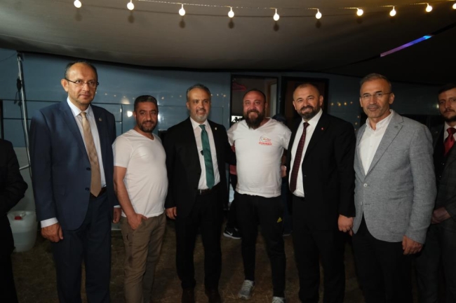 Orhaneli Belediyesi yazı festivalle kapattı