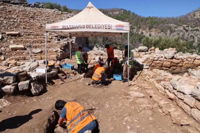 Amos antik kentinde kazı çalışmaları devam ediyor