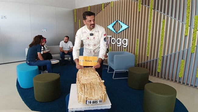 Börek Togg'u verdi, gerçeğini aldı