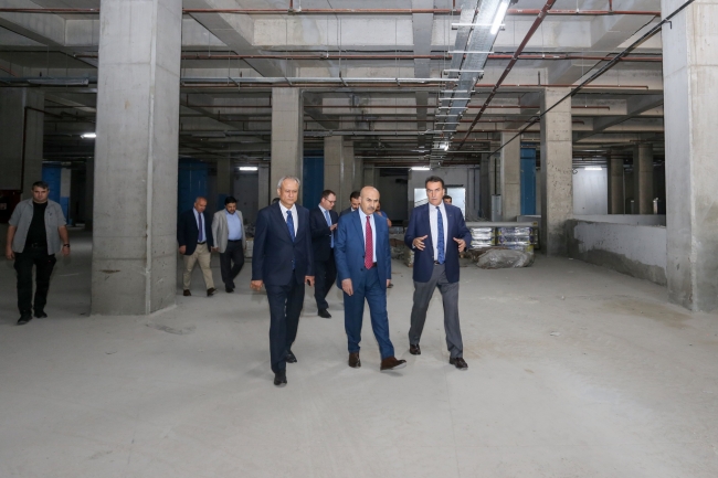 Vali Demirtaş ve Başkan Dündar, Osmangazi Meydanı'nı inceledi