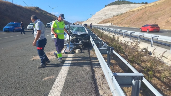 İstanbul-İzmir Otoyolu'nda kaza: 2 ölü, 7 yaralı
