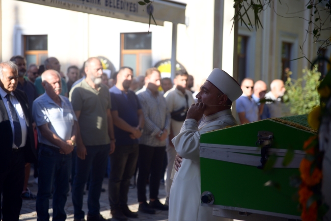 Bursalı pilota gözü yaşlı veda!