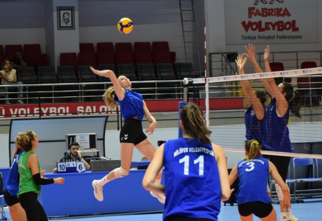 Nilüfer’in sultanları lige hazırlanıyor