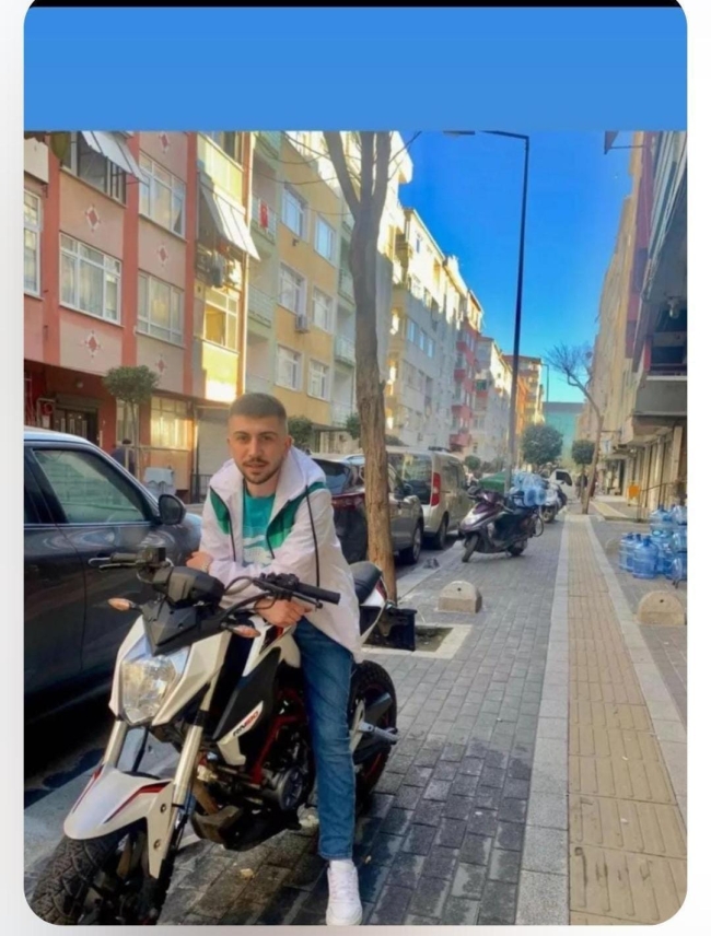 Duvara çarpan araçtaki 4 kişi öldü! Kimlikleri belli oldu