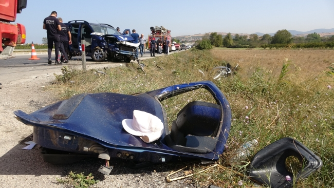 Çanakkale’de feci kaza: 2 ölü, 5 yaralı
