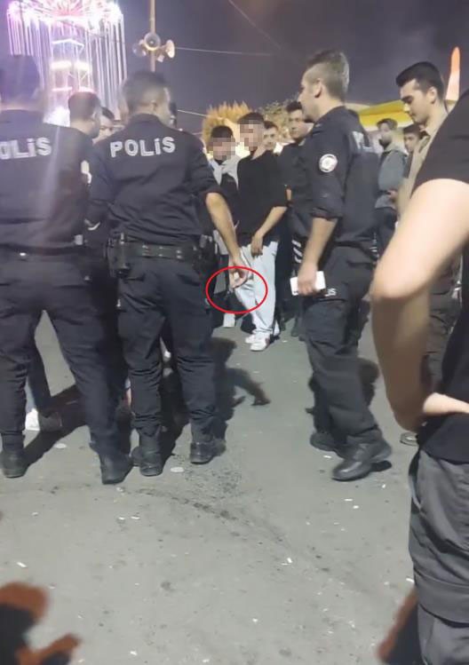 Bursa'da trafikte tartıştığı kişinin başına duba fırlattı
