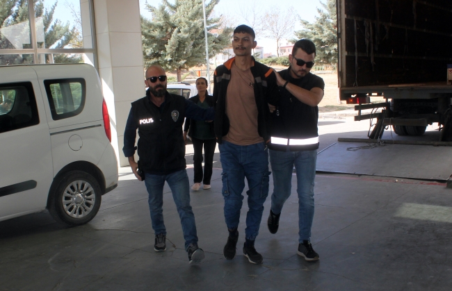 Çaldıkları otomobille tatile giderken yakalandılar!