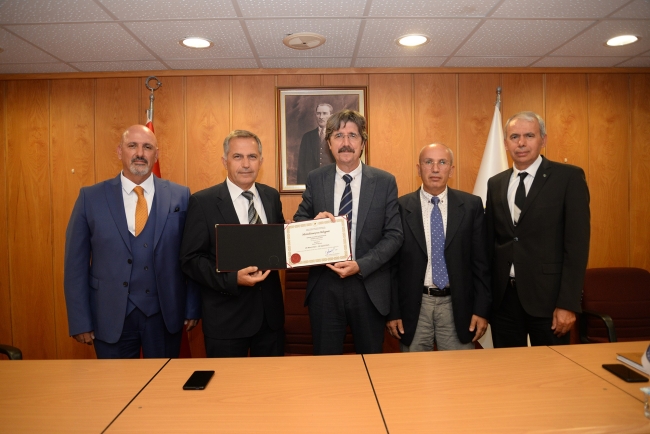 BUÜ Ziraat Fakültesi’nin 2 bölümü akredite edildi