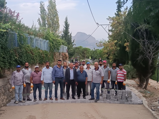 Şirinyer Mahallesi'ne 5 bin metrekare taş döşendi