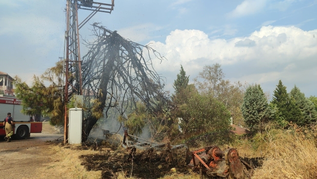 Bursa'da trafo patladı! Ortalık alev aldı