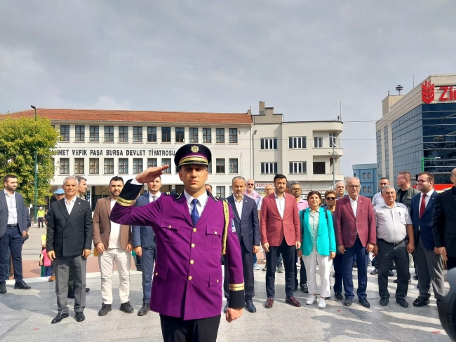 Bandoların coşkusu Bursa sokaklarında yankılandı!