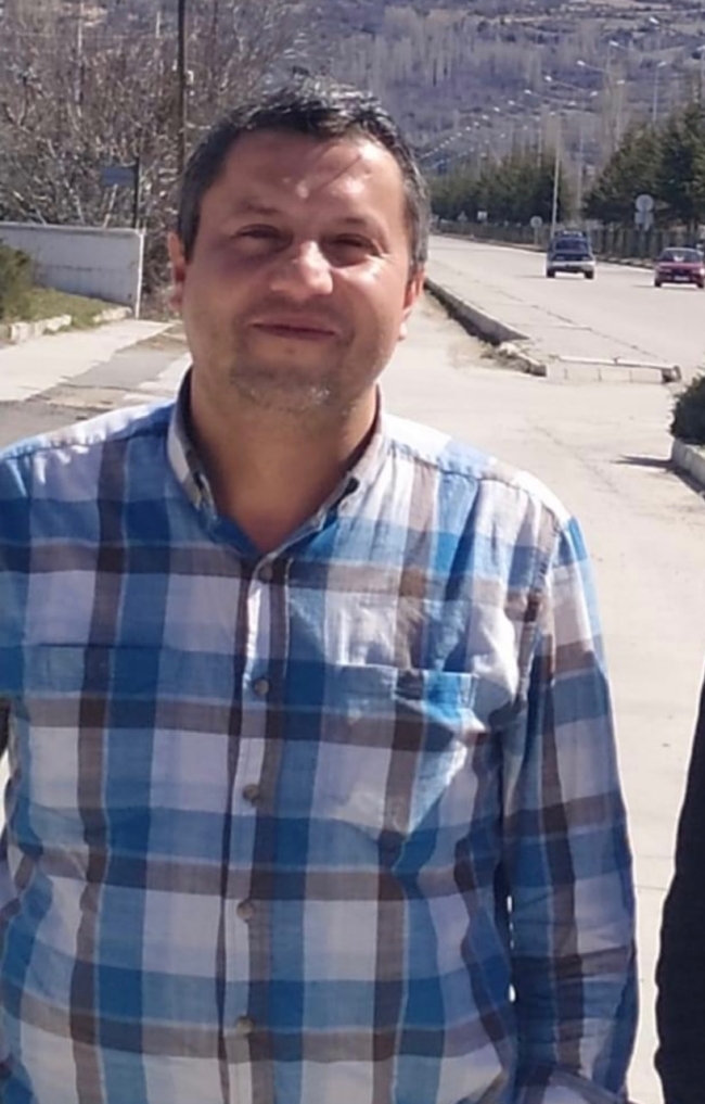 Kamyonetle çarpışan otomobilde alev aldı: 1 ölü, 2 yaralı