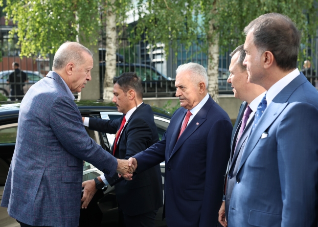 Cumhurbaşkanı Erdoğan, AK Parti Genel Merkezi'ne geldi
