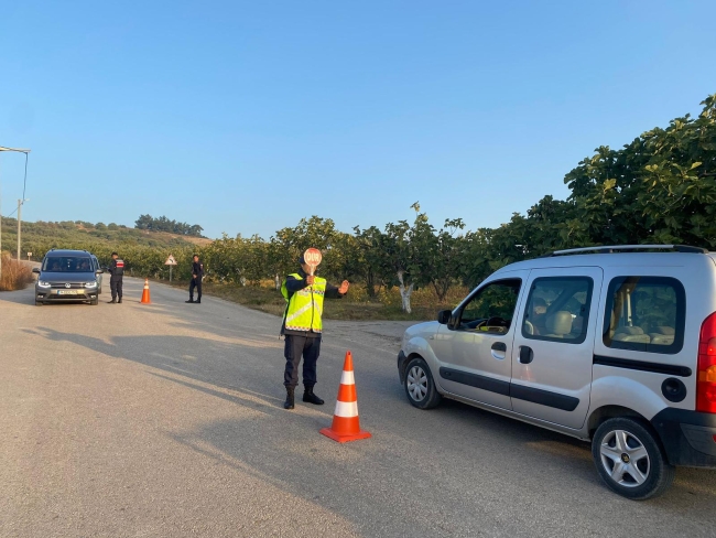 Bursa'da huzur ve güven operasyonu! aranan 35 şahıs yakalandı