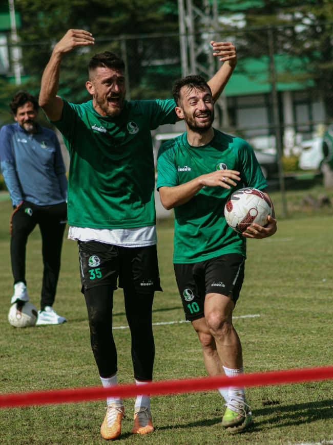 Sakaryaspor, Manisa FK mesaisinde