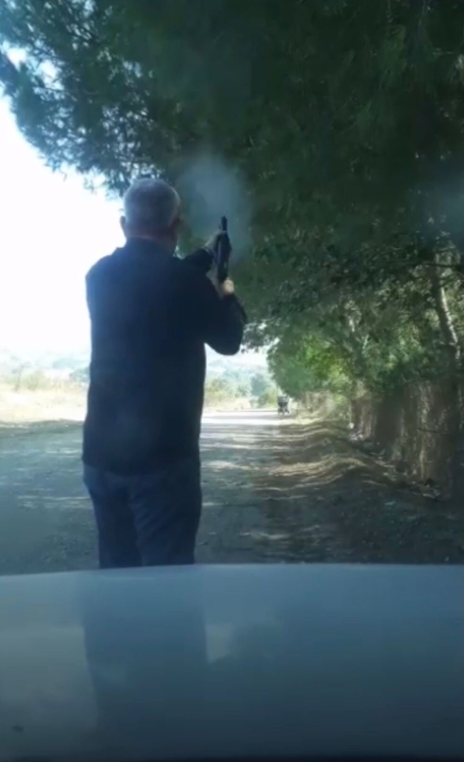Kendisini sevmeyenlere şehrin göbeğinde ateş açtı! 3 Kişi yaralandı