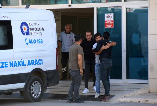 Depremden sağ kurtulup kazada hayatını kaybetti