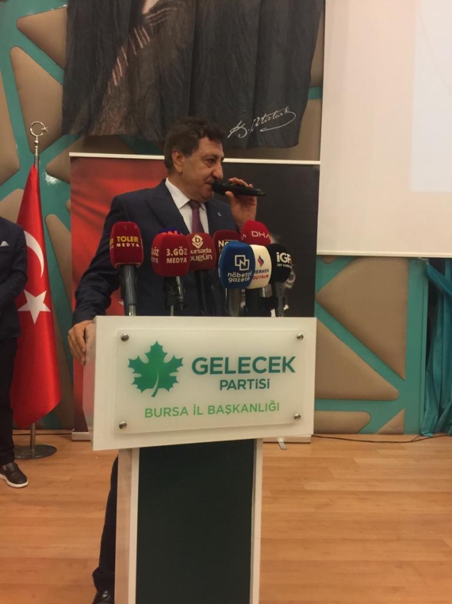 Davutoğlu Partisinin il kongresi için Bursa'da