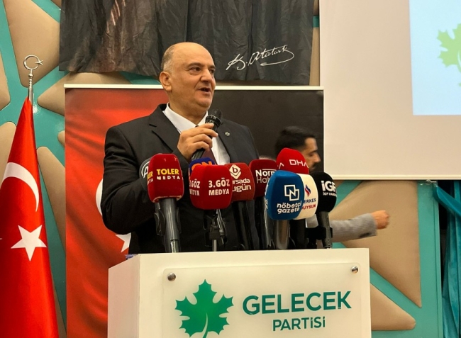 Davutoğlu Partisinin il kongresi için Bursa'da