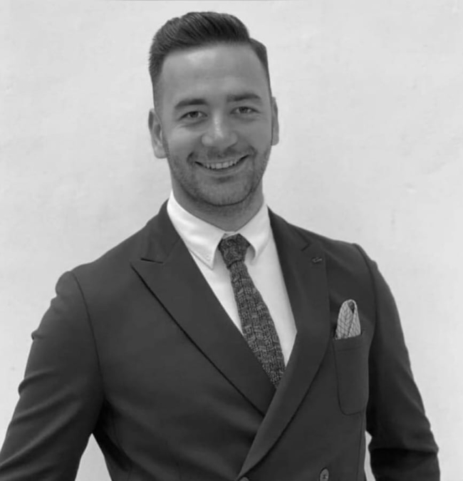 Şehit uzman çavuşa son görev