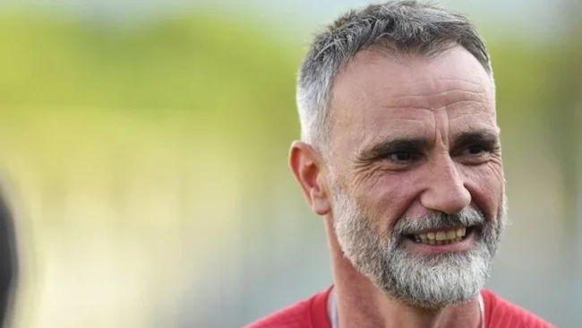 Bursaspor, yeni teknik adamıyla söz kesti!
