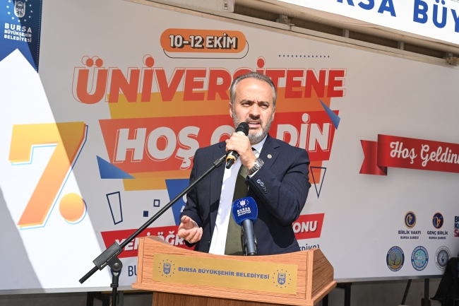 Üniversitelilere 'Hoş geldin' şöleni