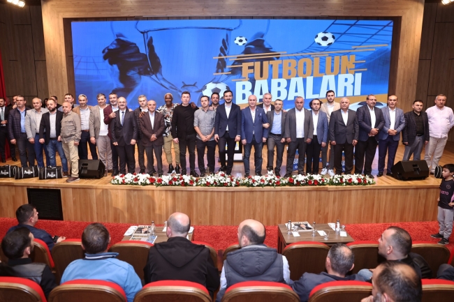 ‘Futbolun Babaları’ turnuvasının kura çekimi yapıldı