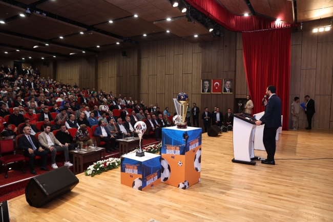 ‘Futbolun Babaları’ turnuvasının kura çekimi yapıldı