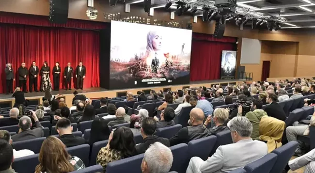 Meral Akşener 'Zübeyde, Analar ve Oğullar' filminin galasında