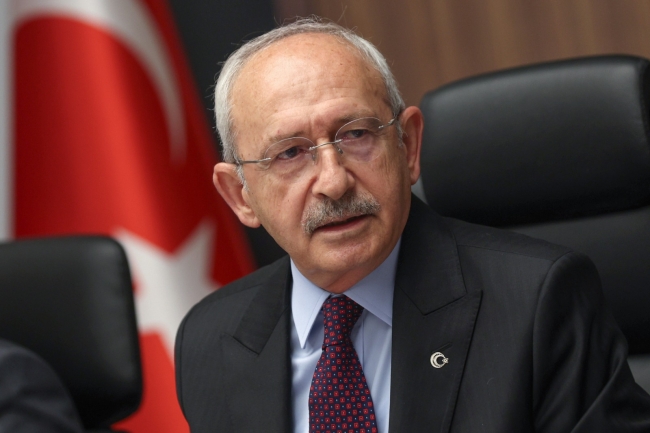 Kılıçdaroğlu, milletvekilleri ile bir araya geldi