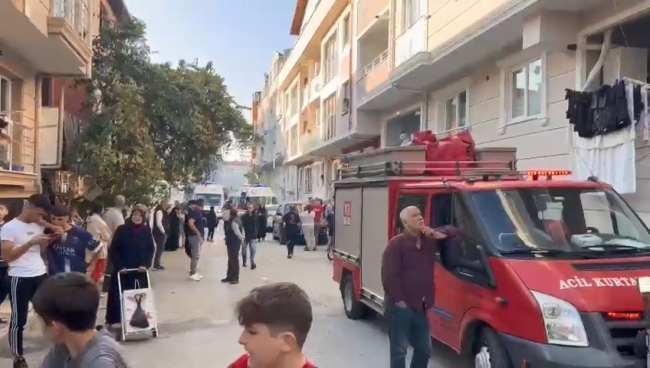 Bursa'da çatı katında yangın paniği