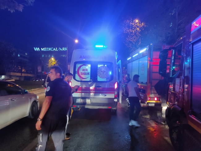 Bursa'da kent merkezinde korkutan yangın!