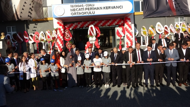 Milli Eğitim Bakanı Tekin, Çorlu’da okul açılışına katıldı