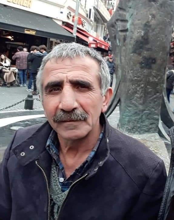 Feci yangında can verdi!