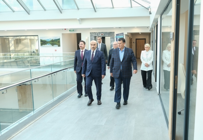 Vali Demirtaş’tan Mudanya Üniversitesine ziyaret