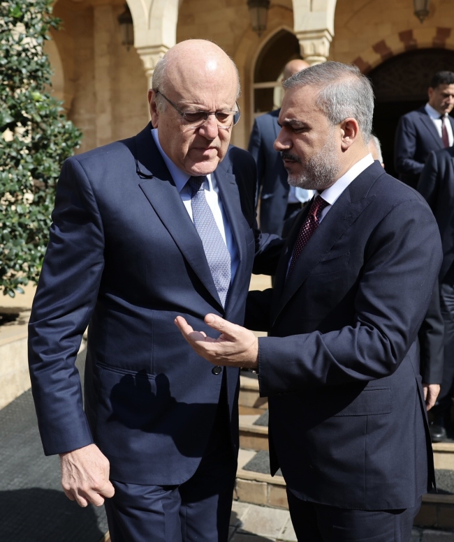 Bakan Fidan, Lübnan Başbakanı Mikati ile görüştü