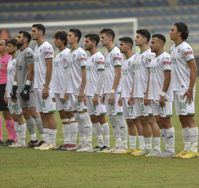Bursaspor İzmir'de dağıldı!